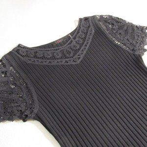 Cyrus BLK Stretchy Top with Lace